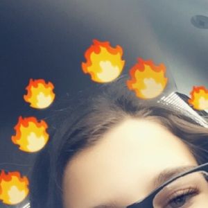 Meet your Posher, Adrianna